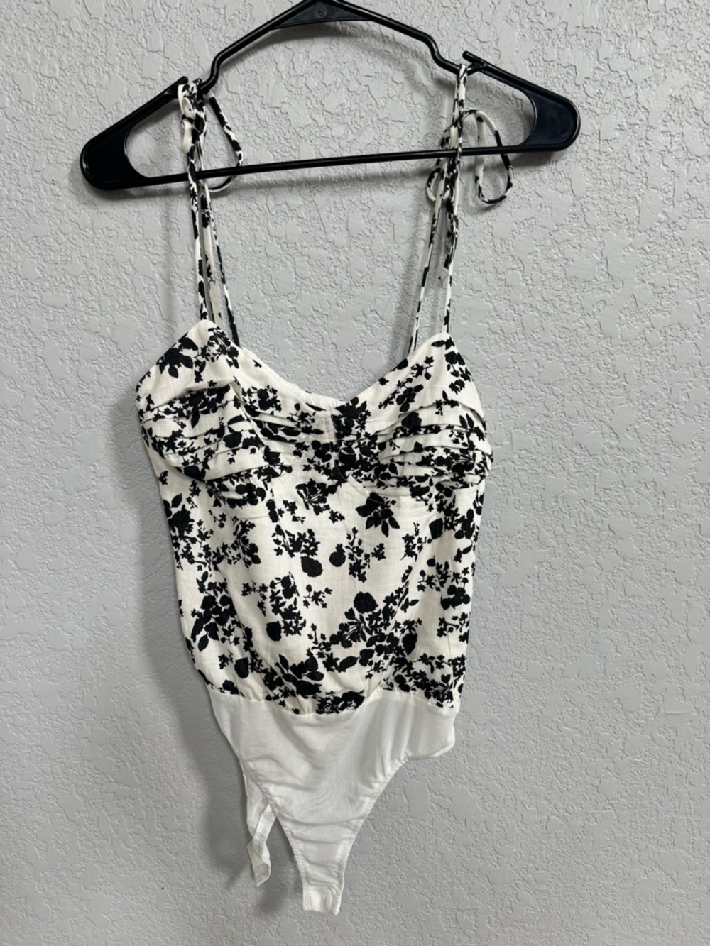 Lulus Black & White Floral Tie-Strap Bodysuit